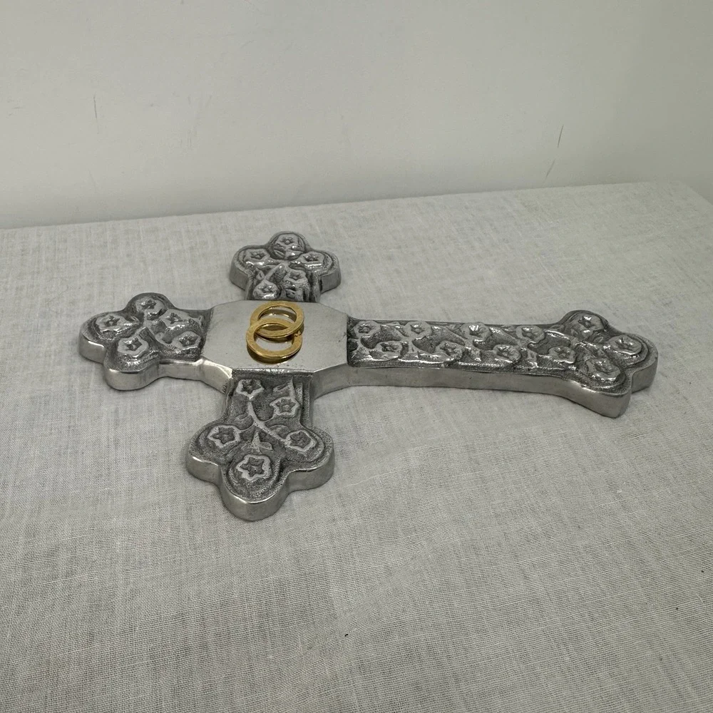 N/A item ornate